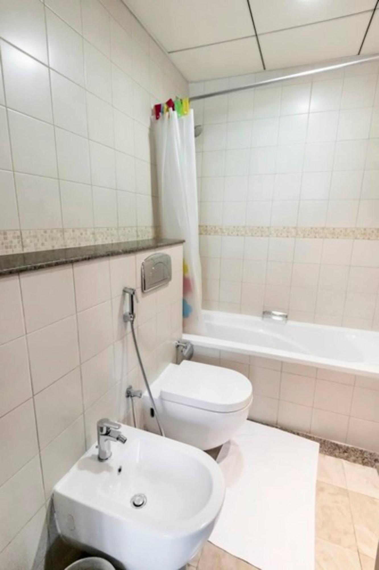 Luxurious 1 Bedroom Apartment In The Dubai Marina! Exterior foto