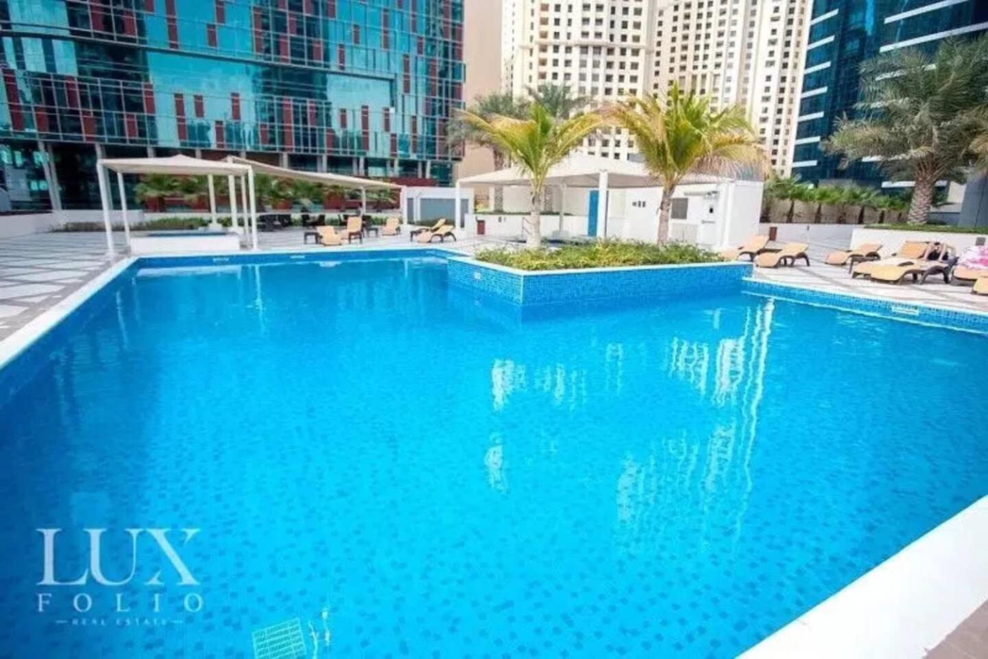 Luxurious 1 Bedroom Apartment In The Dubai Marina! Exterior foto